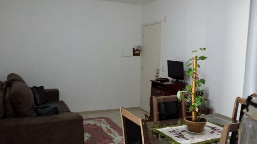 Foto 2 de Apartamento com 2 Quartos à venda, 50m² em Jardim Mariléa, Rio das Ostras