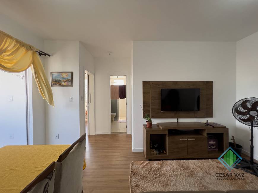 Foto 3 de Apartamento com 2 Quartos à venda, 64m² em Kobrasol, São José