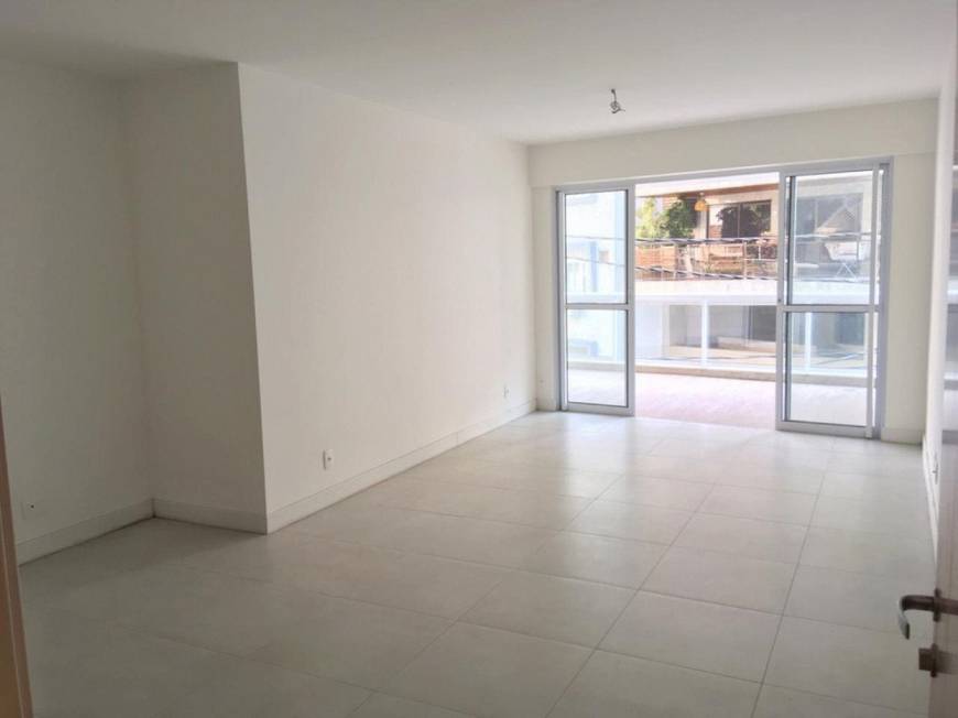 Foto 5 de Apartamento com 2 Quartos à venda, 108m² em Lagoa, Rio de Janeiro