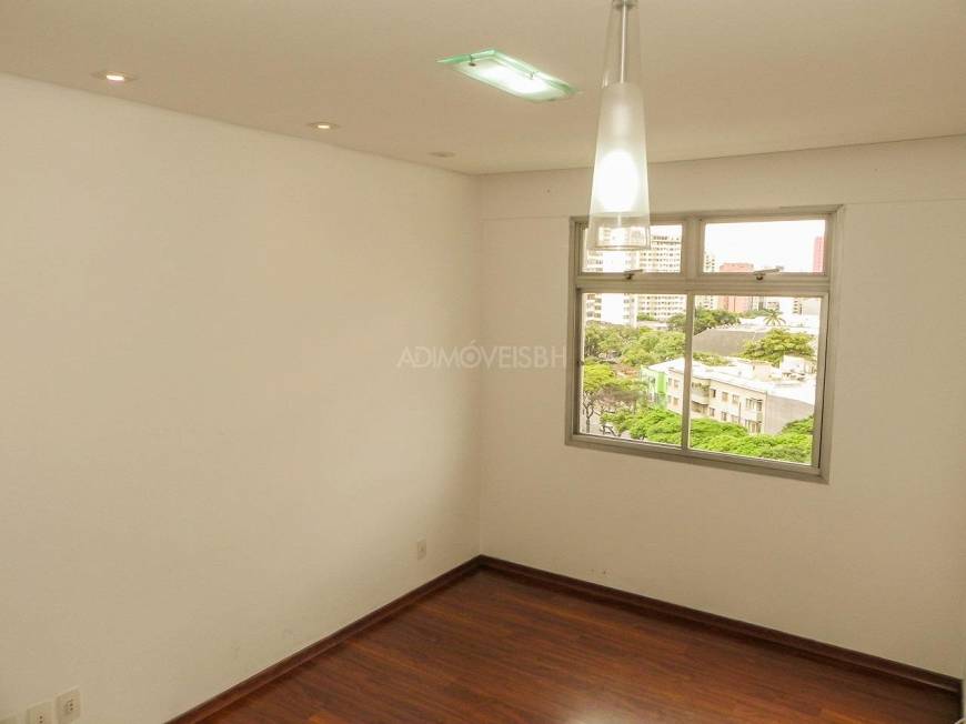 Foto 5 de Apartamento com 2 Quartos para alugar, 52m² em Lourdes, Belo Horizonte