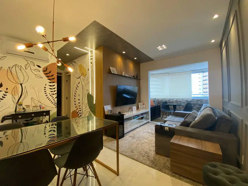 Foto 1 de Apartamento com 2 Quartos para alugar, 65m² em Meireles, Fortaleza
