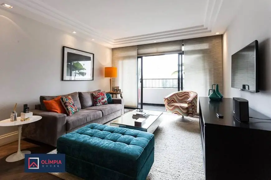 Foto 1 de Apartamento com 2 Quartos para alugar, 116m² em Moema, São Paulo