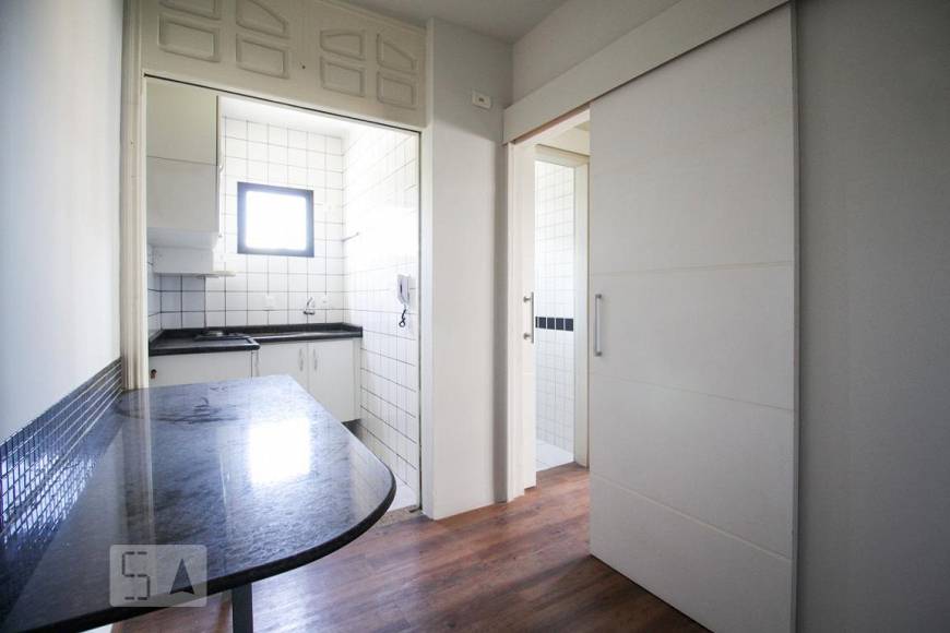 Foto 1 de Apartamento com 2 Quartos para alugar, 28m² em Moema, São Paulo