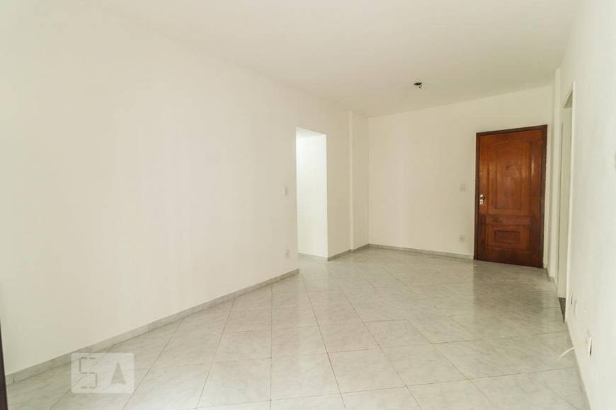 Foto 3 de Apartamento com 2 Quartos para alugar, 70m² em Pechincha, Rio de Janeiro