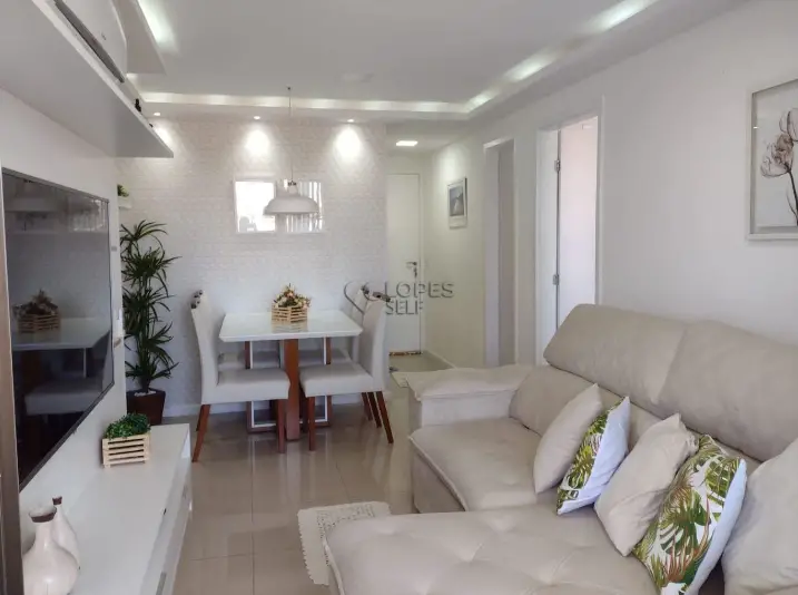 Foto 4 de Apartamento com 2 Quartos à venda, 92m² em Piratininga, Niterói