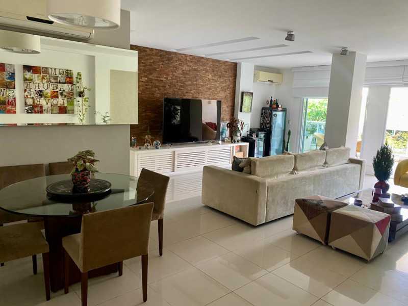 Foto 1 de Apartamento com 2 Quartos para alugar, 130m² em Recreio Dos Bandeirantes, Rio de Janeiro