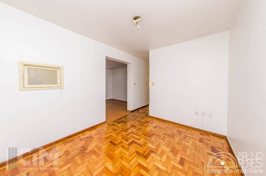 Foto 1 de Apartamento com 2 Quartos para alugar, 52m² em São João, Porto Alegre