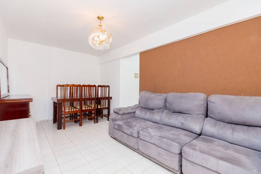 Foto 2 de Apartamento com 2 Quartos à venda, 43m² em Sitio Cercado, Curitiba