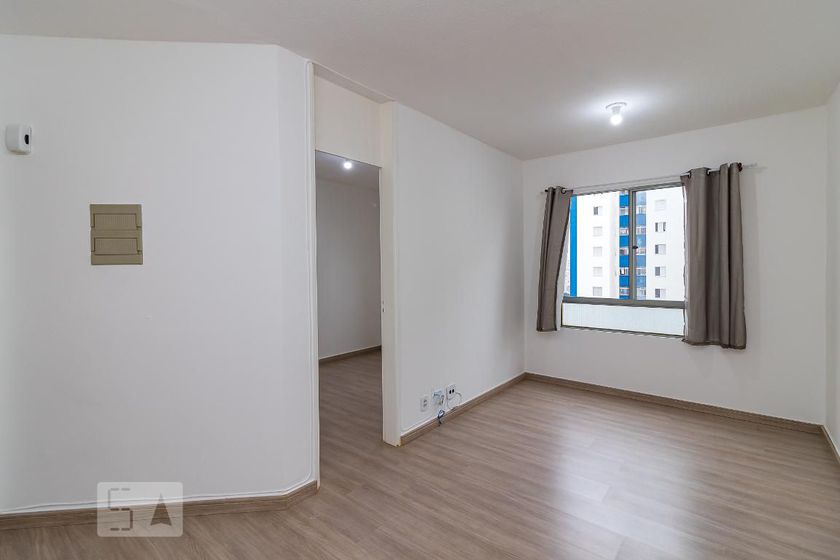 Foto 2 de Apartamento com 2 Quartos para alugar, 48m² em Vila Ema, São Paulo
