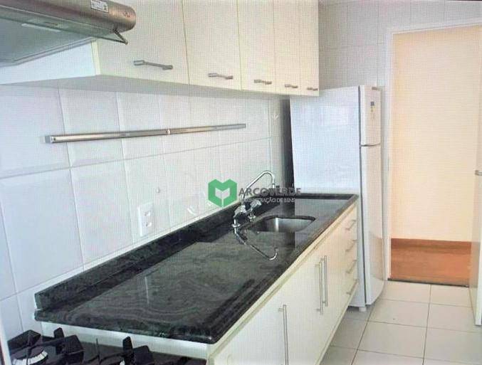 Foto 4 de Apartamento com 2 Quartos para alugar, 70m² em Vila Madalena, São Paulo