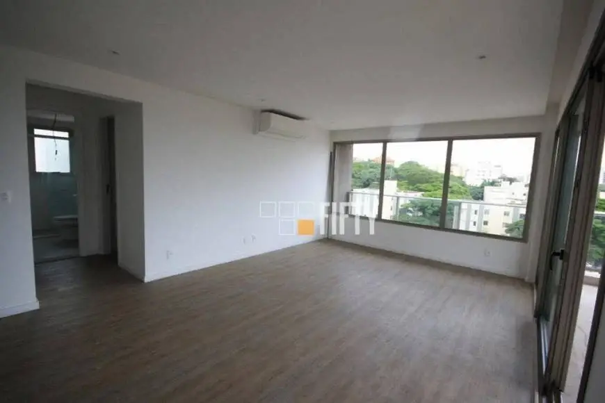 Foto 1 de Apartamento com 2 Quartos para venda ou aluguel, 82m² em Vila Madalena, São Paulo