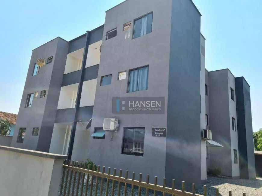 Foto 1 de Apartamento com 2 Quartos para alugar, 55m² em Vila Nova, Joinville