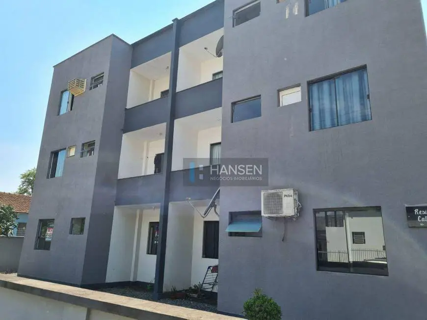 Foto 2 de Apartamento com 2 Quartos para alugar, 55m² em Vila Nova, Joinville