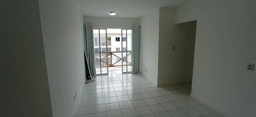 Foto 3 de Apartamento com 2 Quartos para alugar, 55m² em Vilas de Abrantes, Camaçari