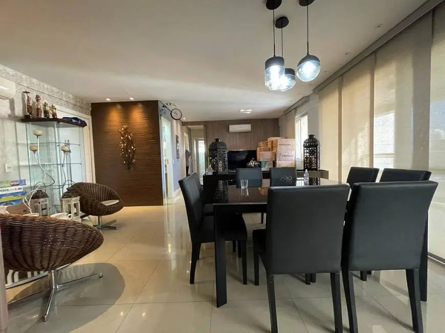 Foto 1 de Apartamento com 3 Quartos para alugar, 134m² em Adrianópolis, Manaus