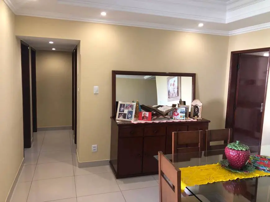 Foto 3 de Apartamento com 3 Quartos à venda, 131m² em Alvorada, Cuiabá