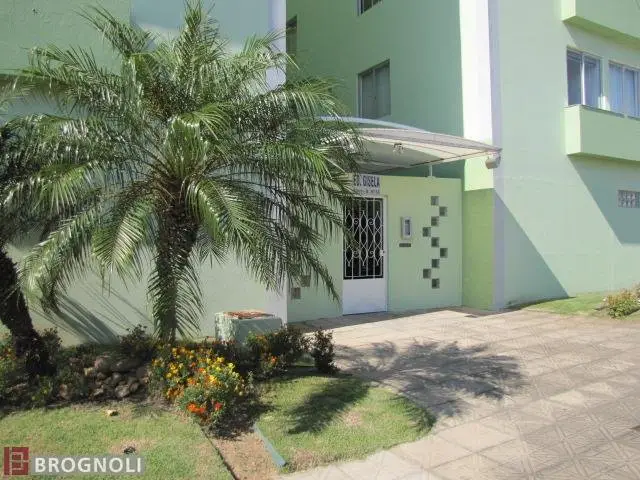 Foto 2 de Apartamento com 3 Quartos para alugar, 79m² em Barreiros, São José