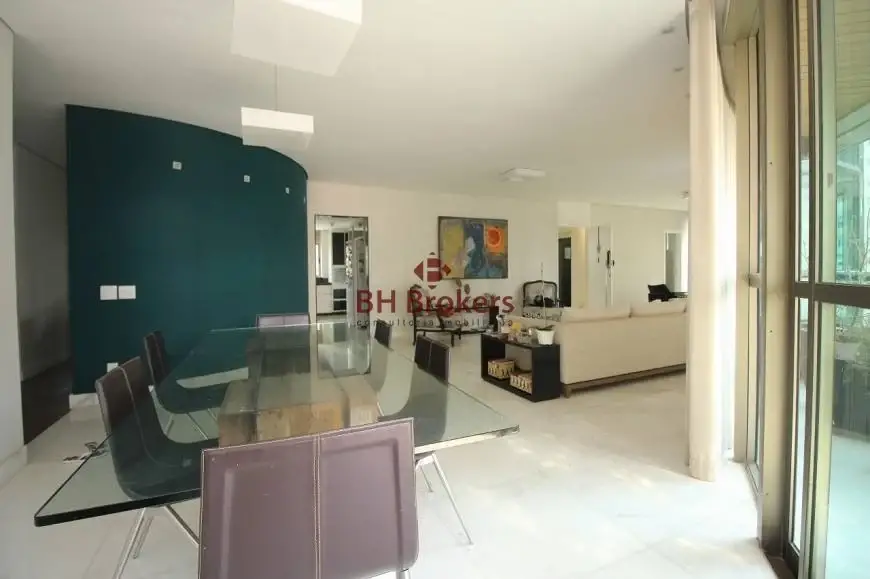 Foto 1 de Apartamento com 3 Quartos para alugar, 238m² em Belvedere, Belo Horizonte