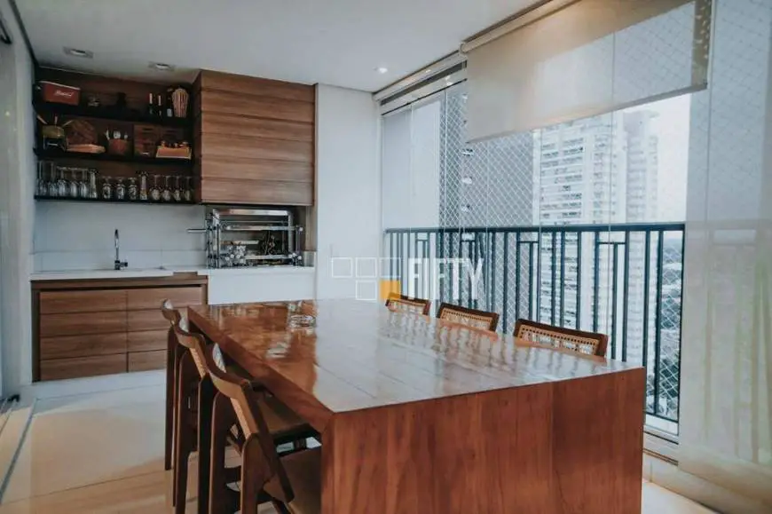 Foto 3 de Apartamento com 3 Quartos à venda, 234m² em Campo Belo, São Paulo