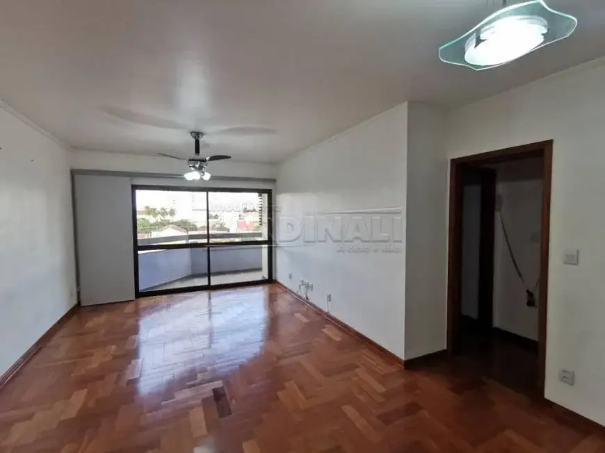 Foto 1 de Apartamento com 3 Quartos para alugar, 159m² em Centro, Araraquara