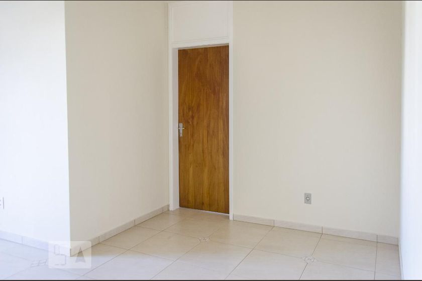 Foto 2 de Apartamento com 3 Quartos para alugar, 70m² em Centro, Canoas
