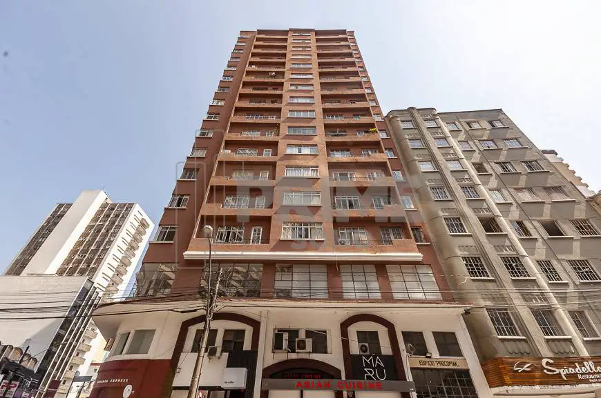 Foto 1 de Apartamento com 3 Quartos à venda, 130m² em Centro, Curitiba