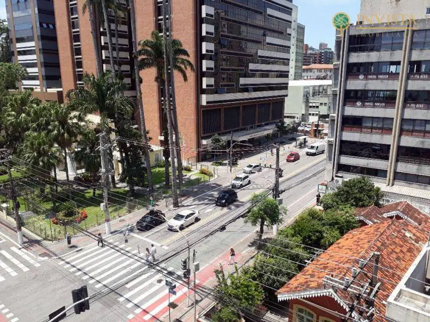 Foto 1 de Apartamento com 3 Quartos à venda, 110m² em Centro, Florianópolis