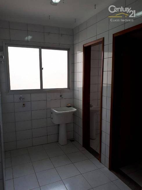 Foto 5 de Apartamento com 3 Quartos para alugar, 94m² em Centro, Londrina