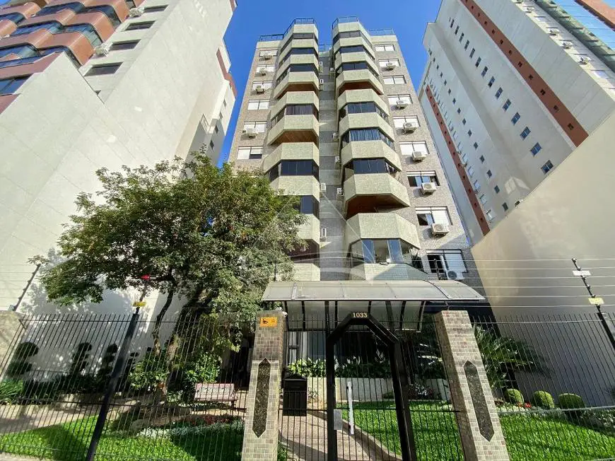 Foto 1 de Apartamento com 3 Quartos à venda, 135m² em Centro, Passo Fundo