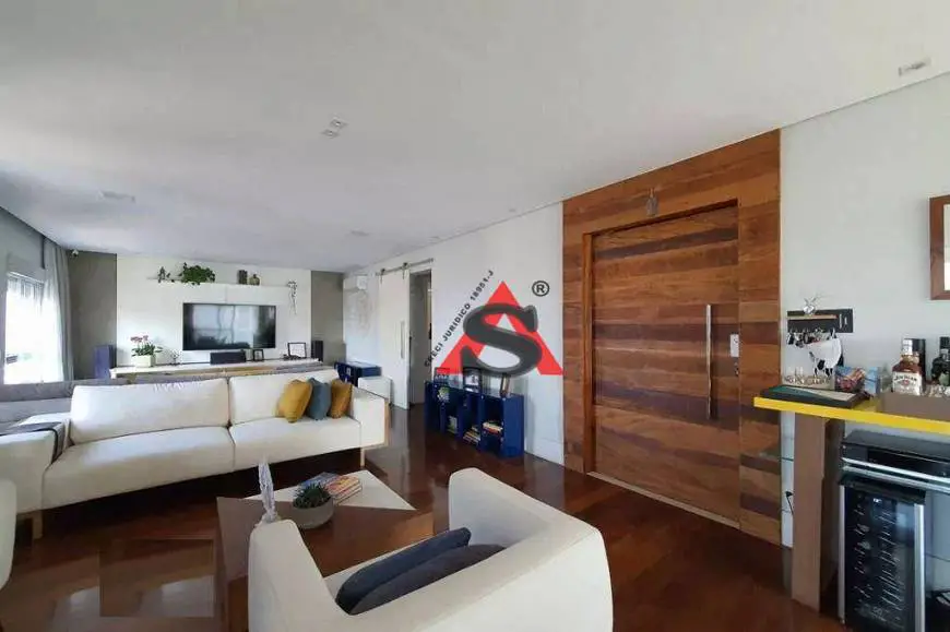Foto 1 de Apartamento com 3 Quartos para alugar, 247m² em Chácara Klabin, São Paulo