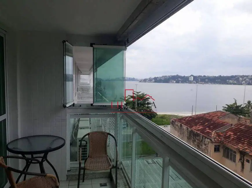 Foto 1 de Apartamento com 3 Quartos à venda, 90m² em Charitas, Niterói