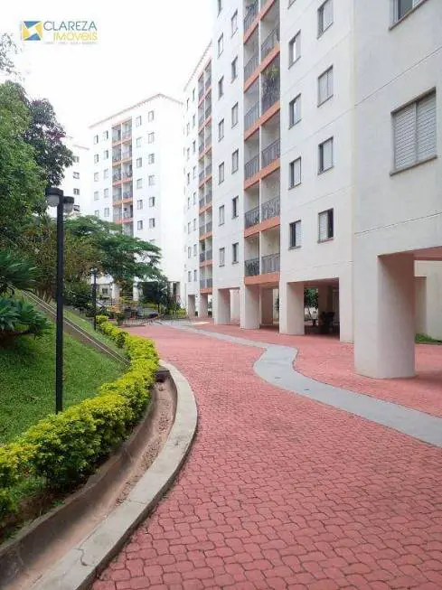 Foto 2 de Apartamento com 3 Quartos para alugar, 63m² em Cidade São Francisco, São Paulo