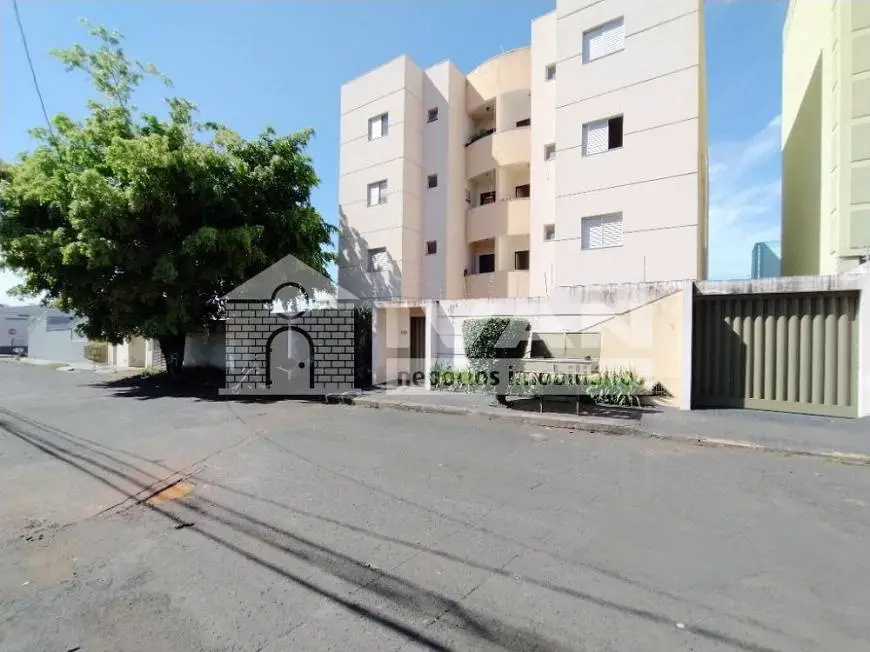 Foto 1 de Apartamento com 3 Quartos para alugar, 80m² em Custódio Pereira, Uberlândia