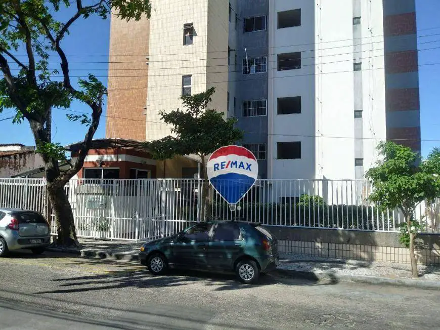 Foto 1 de Apartamento com 3 Quartos para venda ou aluguel, 100m² em Fátima, Fortaleza