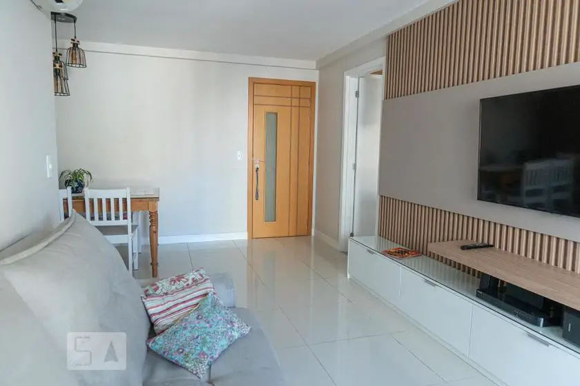 Foto 4 de Apartamento com 3 Quartos para alugar, 102m² em Icaraí, Niterói