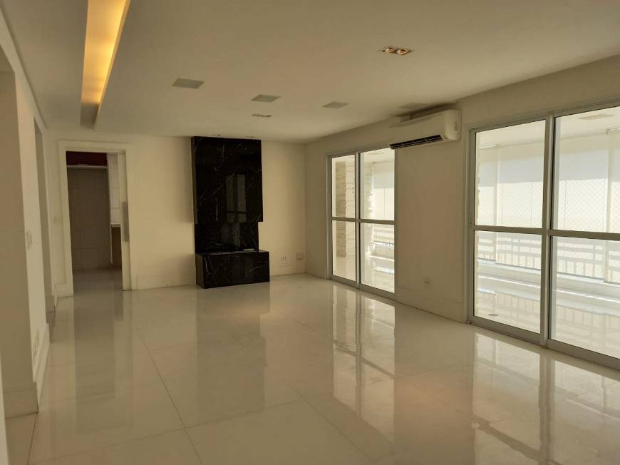 Foto 1 de Apartamento com 3 Quartos à venda, 167m² em Jardim das Colinas, São José dos Campos