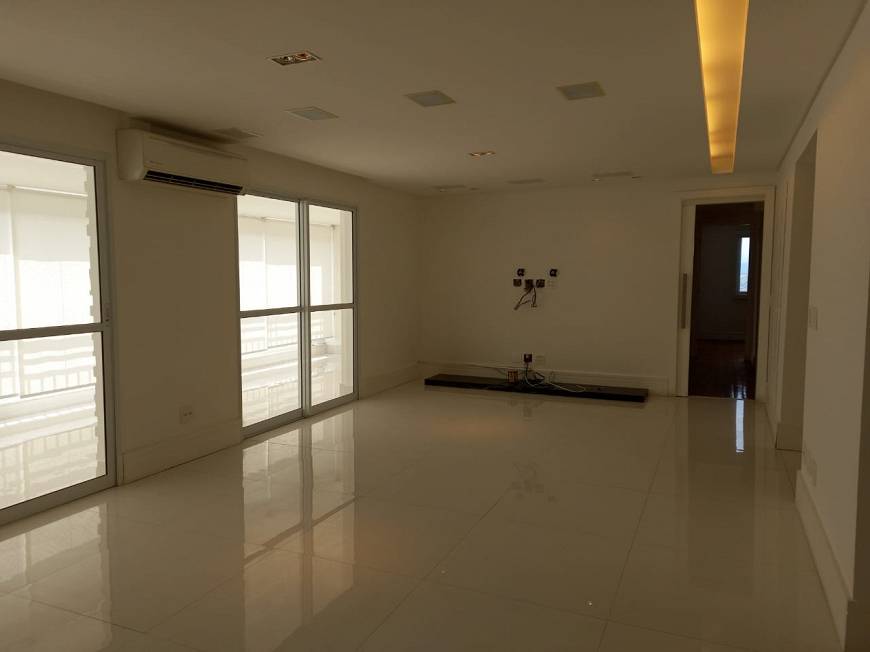 Foto 2 de Apartamento com 3 Quartos à venda, 167m² em Jardim das Colinas, São José dos Campos