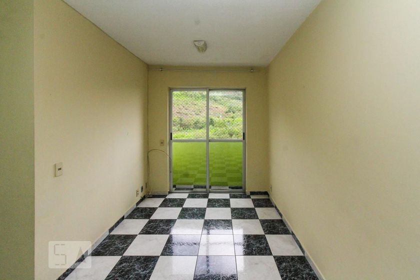 Foto 1 de Apartamento com 3 Quartos para alugar, 55m² em Jardim Santa Terezinha, São Paulo