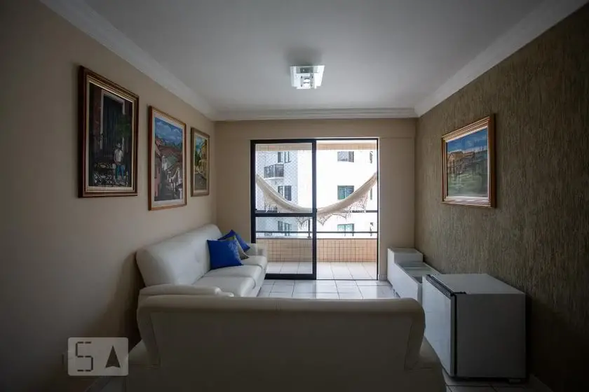 Foto 1 de Apartamento com 3 Quartos para alugar, 78m² em Madalena, Recife