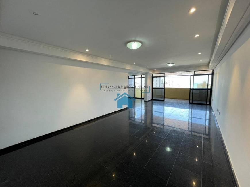 Foto 1 de Apartamento com 3 Quartos para alugar, 202m² em Manaíra, João Pessoa