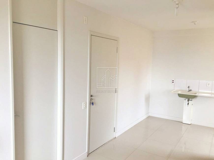 Foto 2 de Apartamento com 3 Quartos à venda, 51m² em Mário Quintana, Porto Alegre