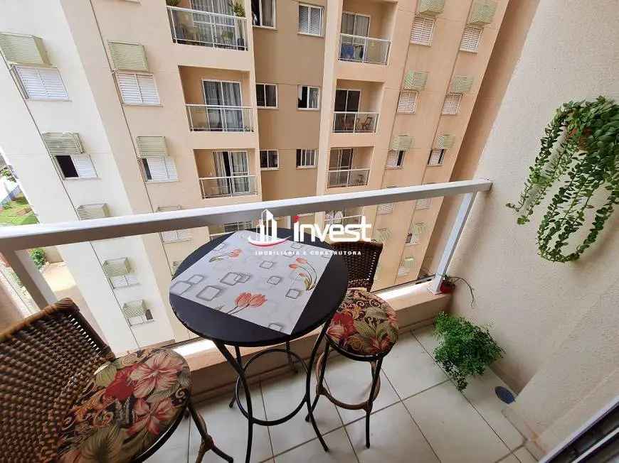 Foto 4 de Apartamento com 3 Quartos para alugar, 66m² em Olinda, Uberaba