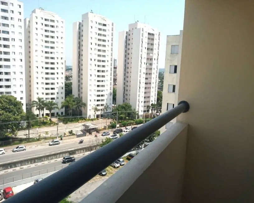 Foto 1 de Apartamento com 3 Quartos para alugar, 65m² em Parque Continental, São Paulo