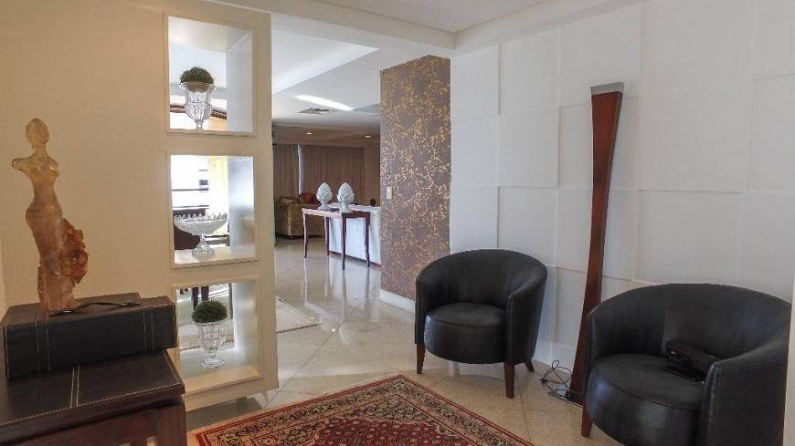Foto 2 de Apartamento com 3 Quartos à venda, 292m² em Petrópolis, Natal