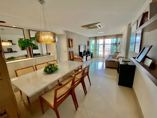 Foto 1 de Apartamento com 3 Quartos à venda, 120m² em Ponta Verde, Maceió