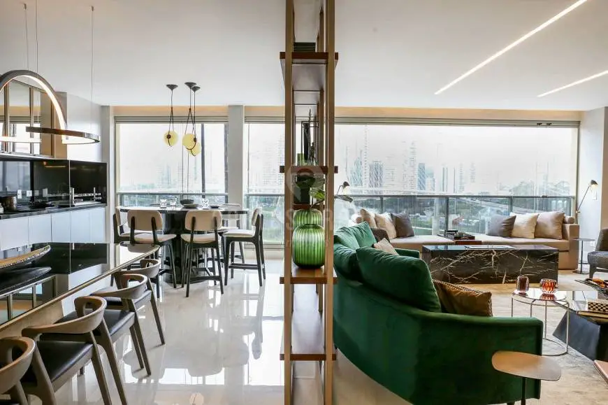 Foto 2 de Apartamento com 3 Quartos à venda, 186m² em Real Parque, São Paulo