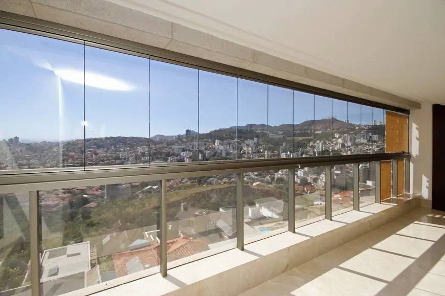 Foto 2 de Apartamento com 3 Quartos para alugar, 220m² em Santa Lúcia, Belo Horizonte