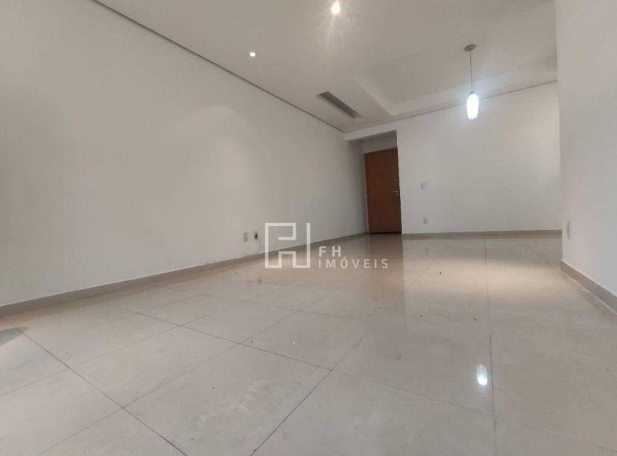 Foto 3 de Apartamento com 3 Quartos para alugar, 115m² em Saúde, São Paulo