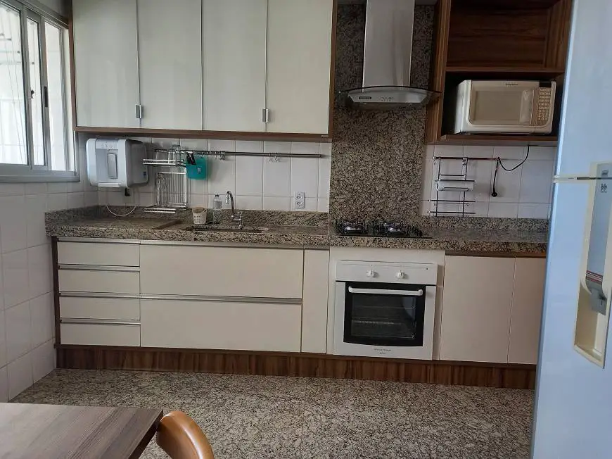 Foto 1 de Apartamento com 3 Quartos para alugar, 106m² em Setor Bueno, Goiânia
