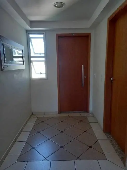 Foto 3 de Apartamento com 3 Quartos para alugar, 106m² em Setor Bueno, Goiânia